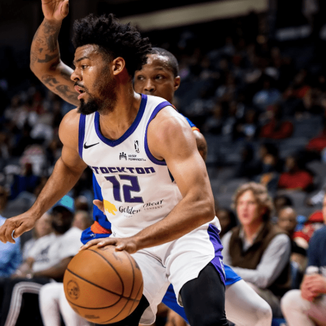 开云官方入口 -里程碑夜！萨克拉门托国王伤情更新，NBA季后赛国际比赛日刷纪录，话题不断，身体对抗强度拉满(萨克拉门托国王队美女啦啦队)