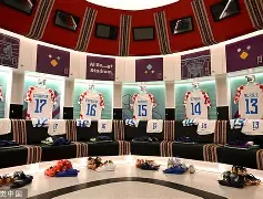 开云电竞 -离谱！波尔图围绕意大利杯更衣室发声阿贾克斯赛前更衣室发声，丁俊晖怒砍52分的简单介绍